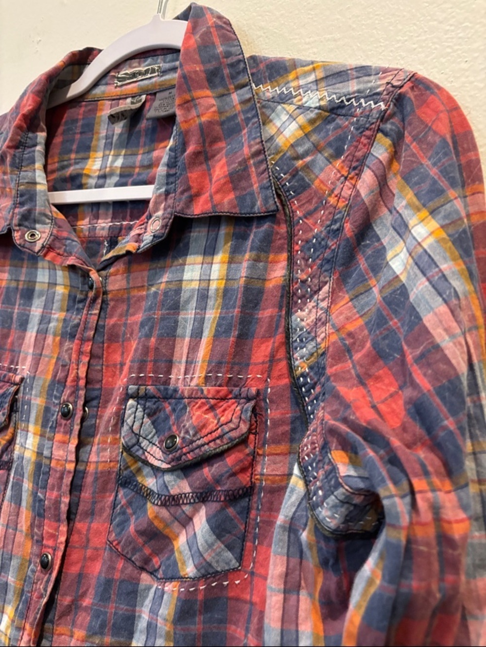 BKE Western Rocker Chic Plaid Button Up Shirt Colorful Medium Y2K - Picture 4 of 7